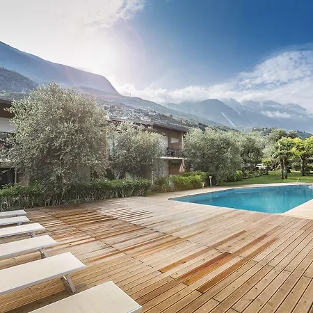 Parco Di Garda Aparthotel Malcesine