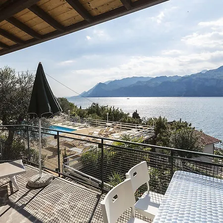 Parco Di Garda アパートホテル